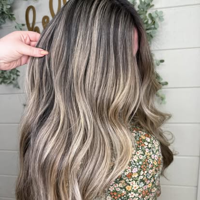 Lived-in blonde